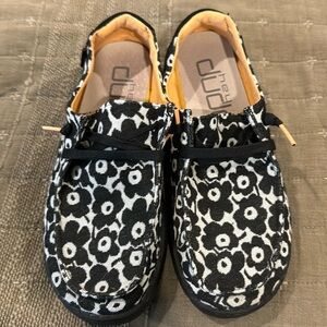 Hey Dudes Retro Flowers Shoes